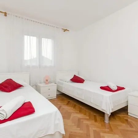 House Marin Vinišće